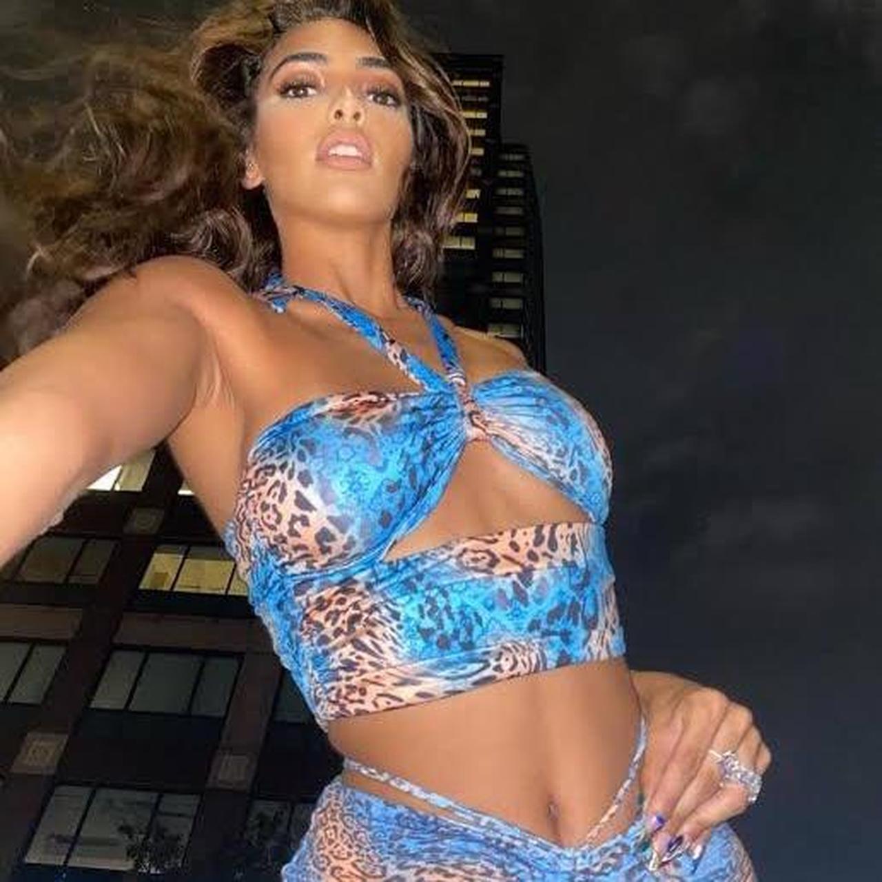 I am gia Isabella blue top - Depop