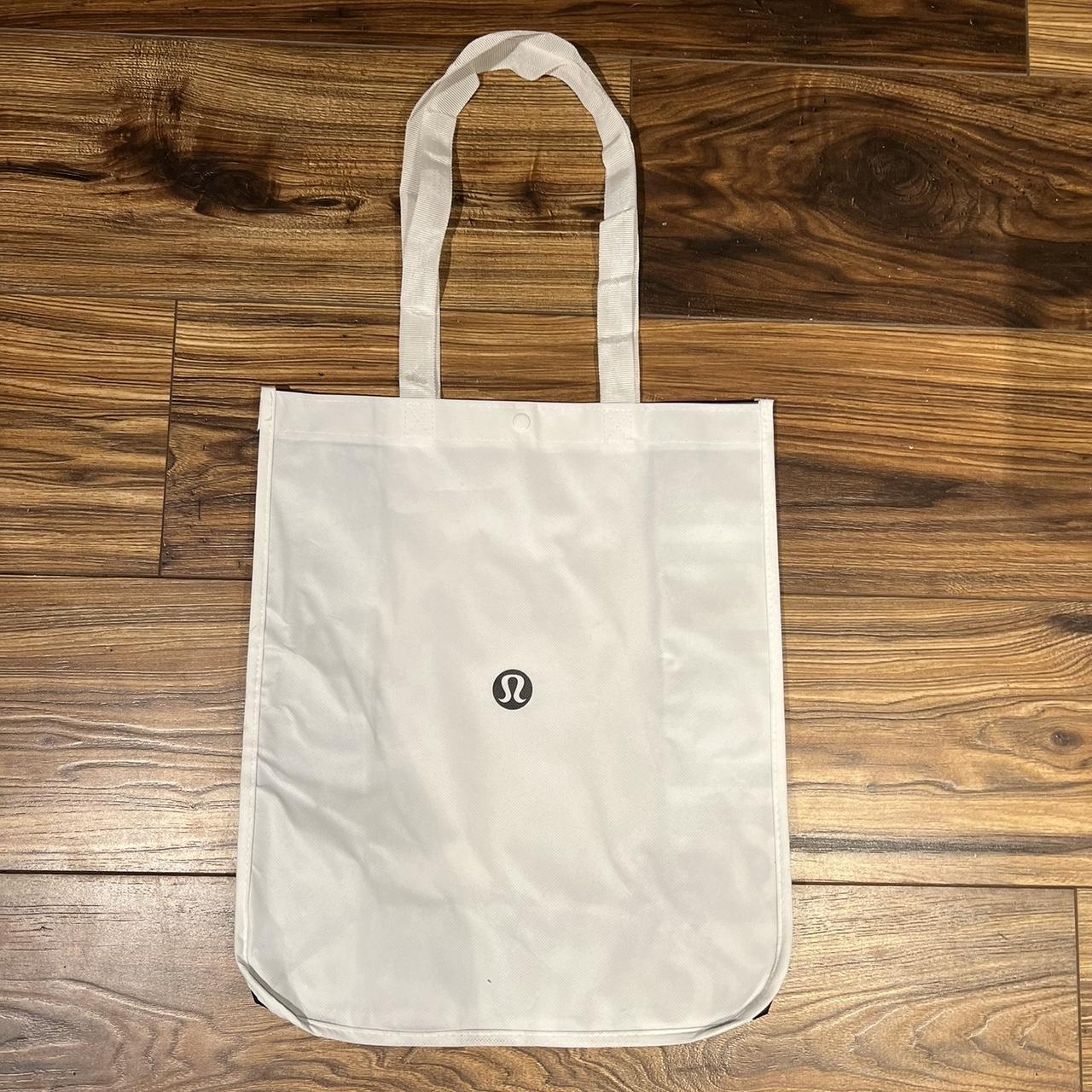 LULULEMON REUSABLE BAG - Depop