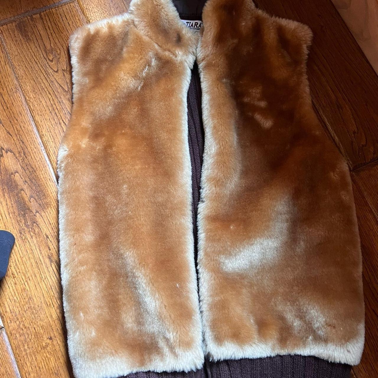 item listed by blaykescloset