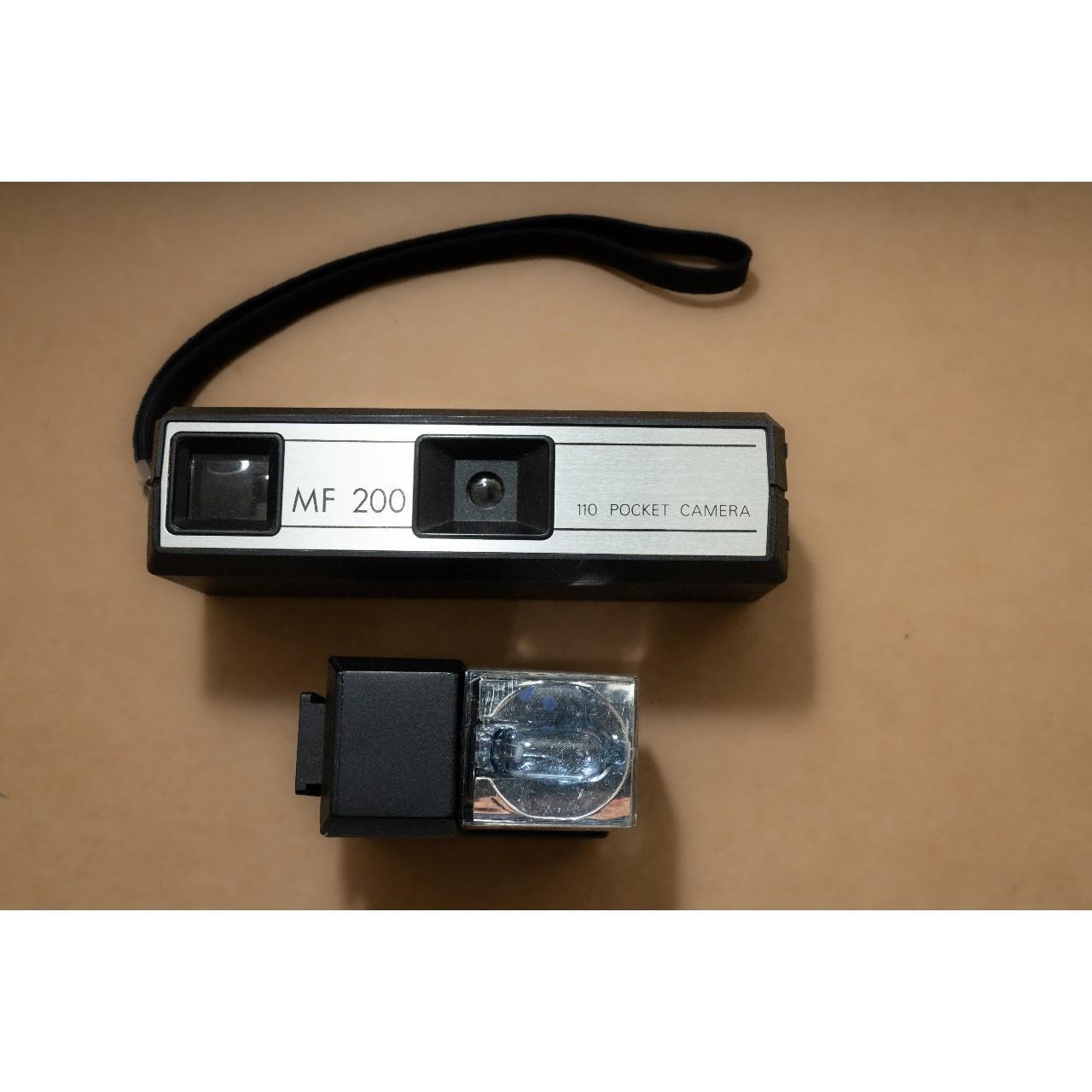 110 Auto Flip Halina 110 Camera Halina Vintage 1980s Auto-Flip Sub