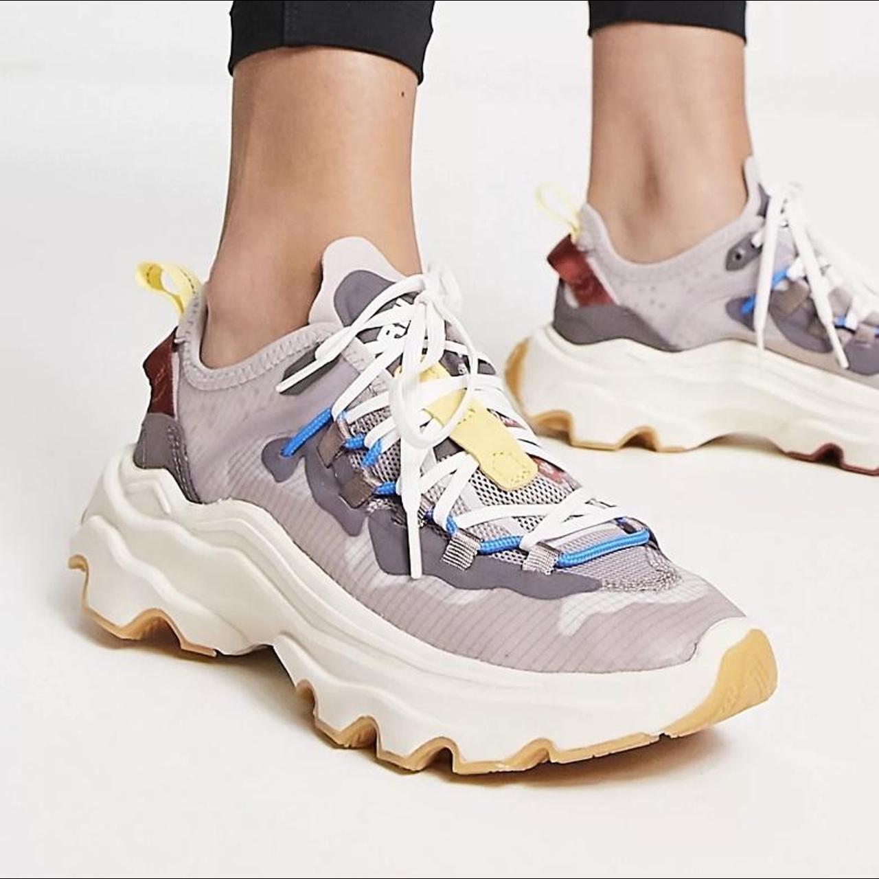 sorel white sneakers