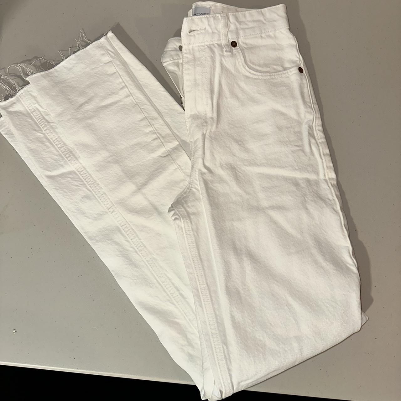 ZARA white flare jeans, size 4 - Depop