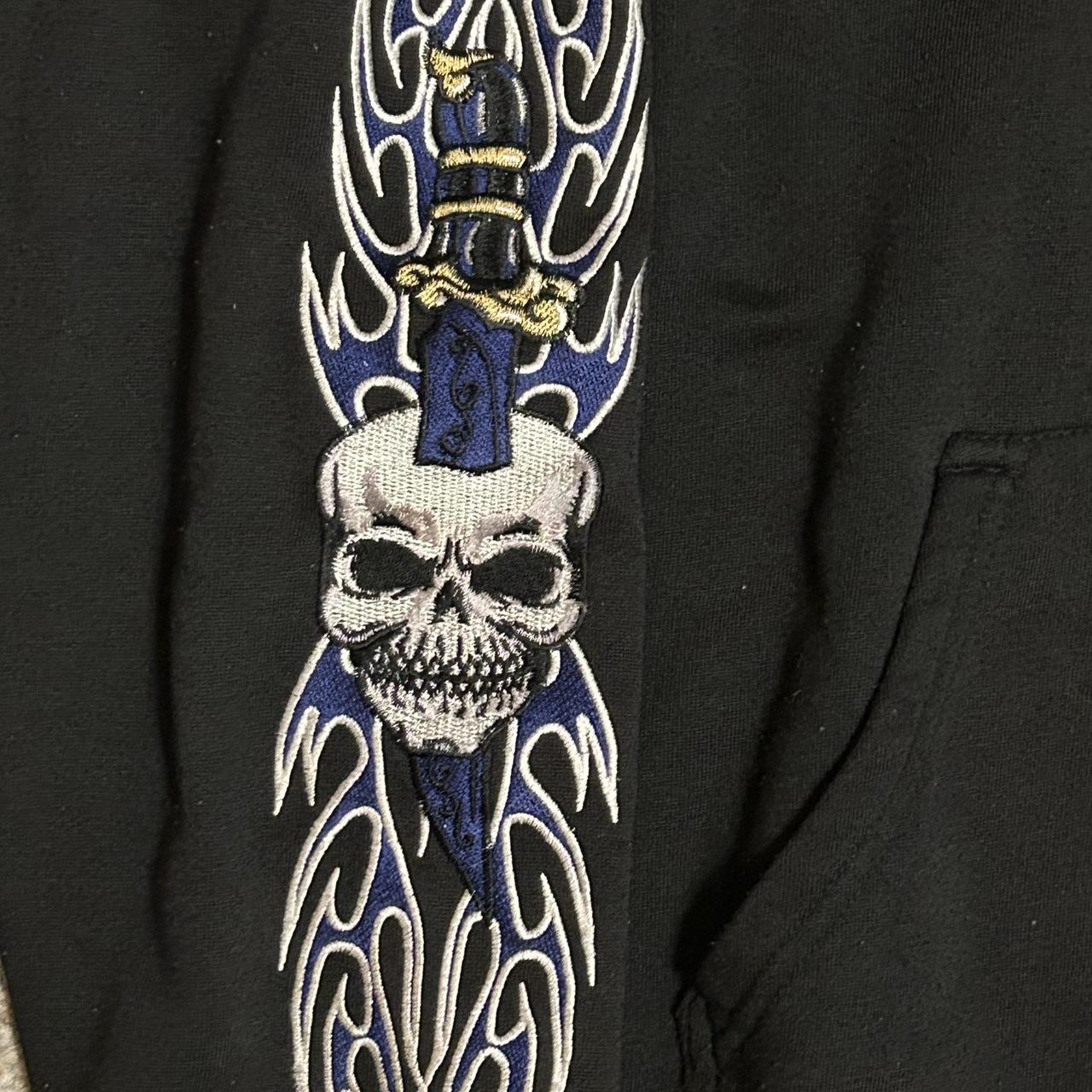 item listed by thriftshifttitz