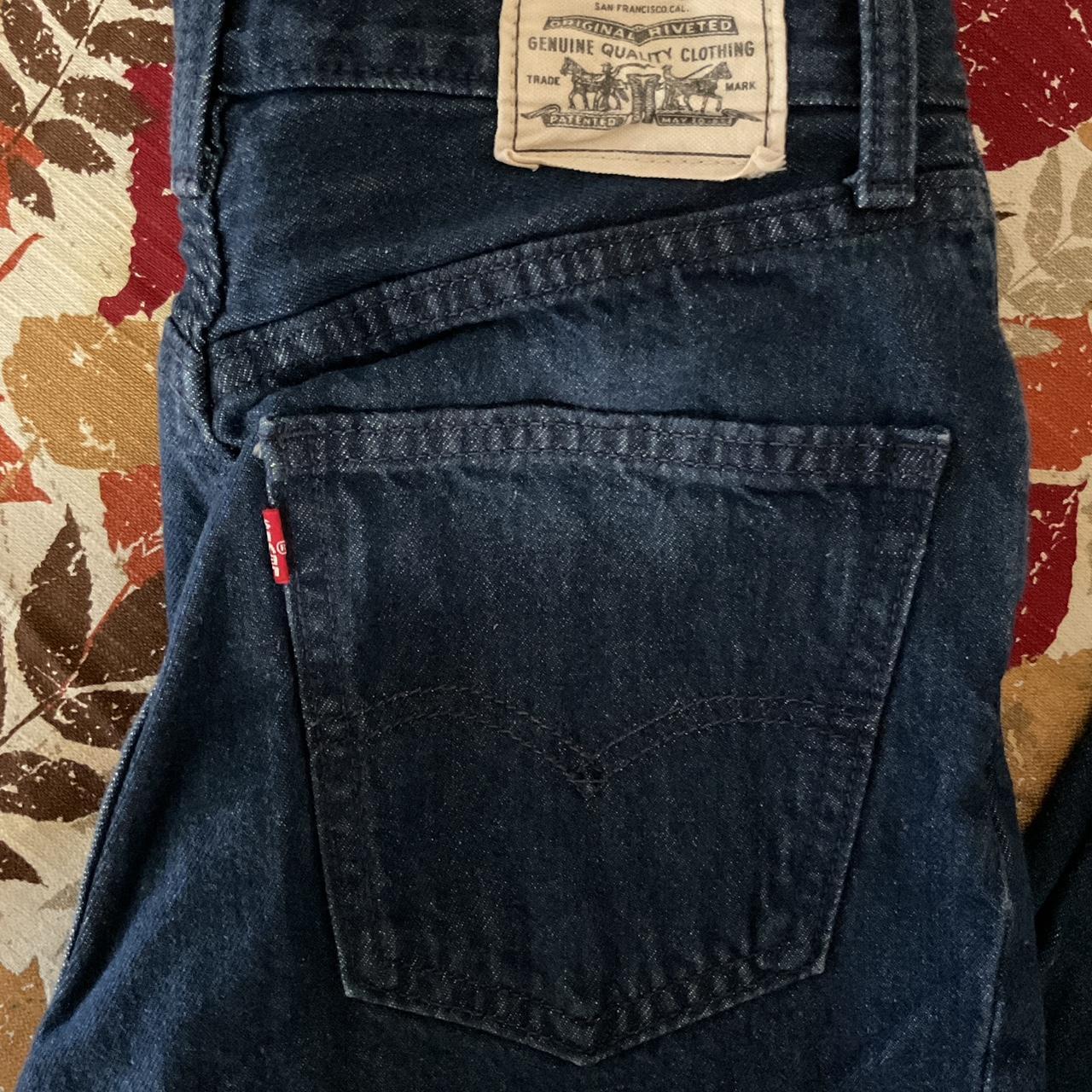 levi 70s high waisted slim straight jeans - Depop