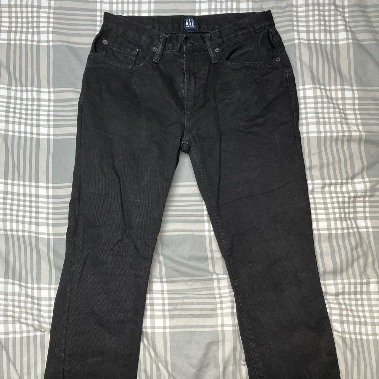 Black Gap skinny jeans (28W 30L), rarely worn. Depop