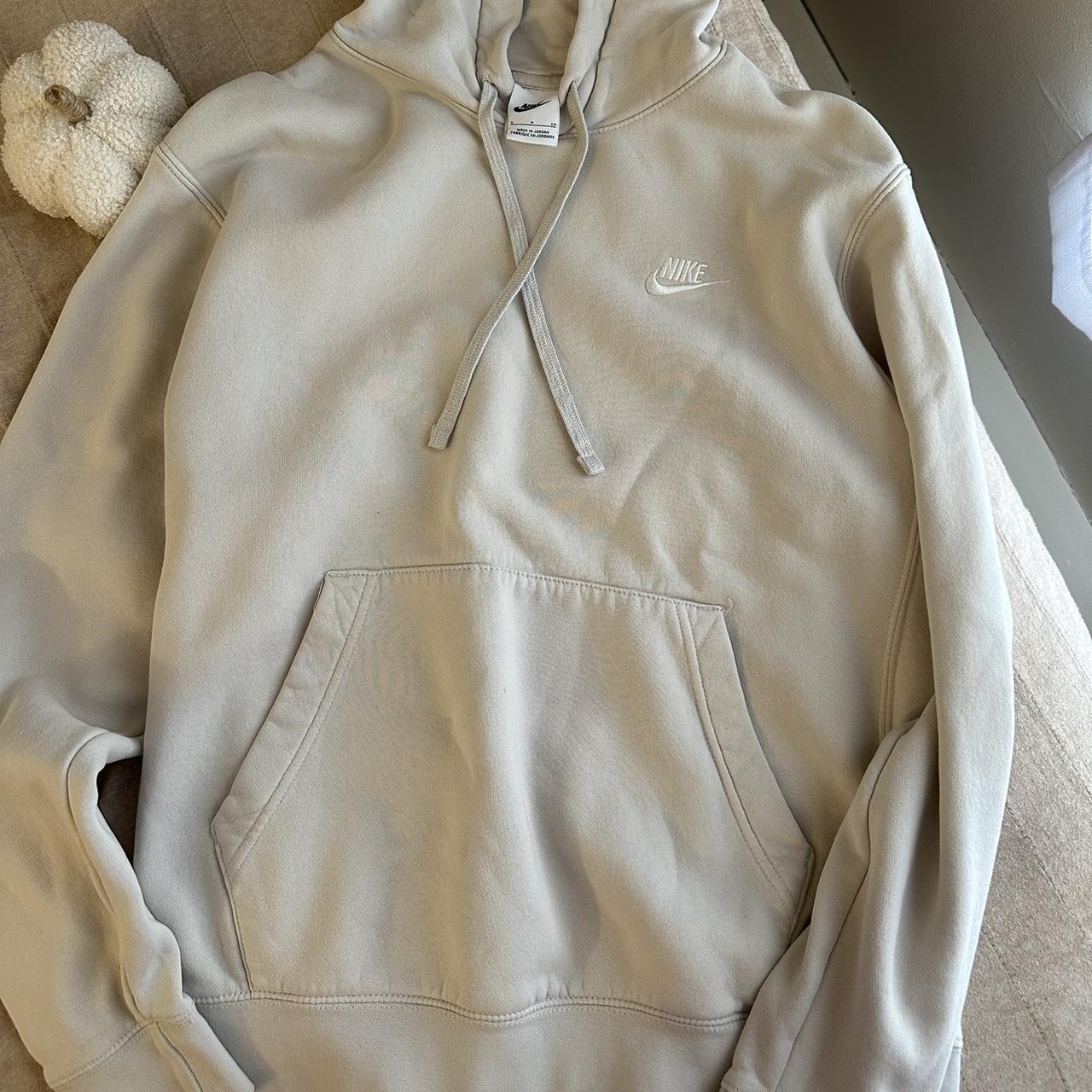 nikelab hoodie beige