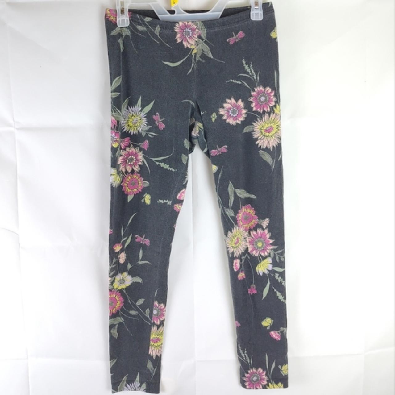 Floral print leggings, gently used. Cotton and - Depop