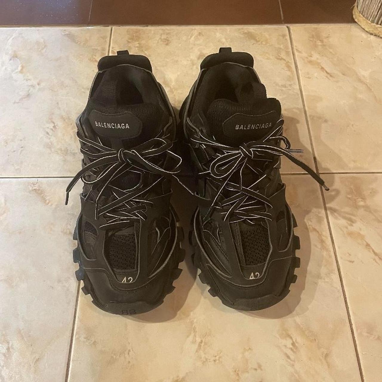 Balenciaga Track All black Size 42 - Depop