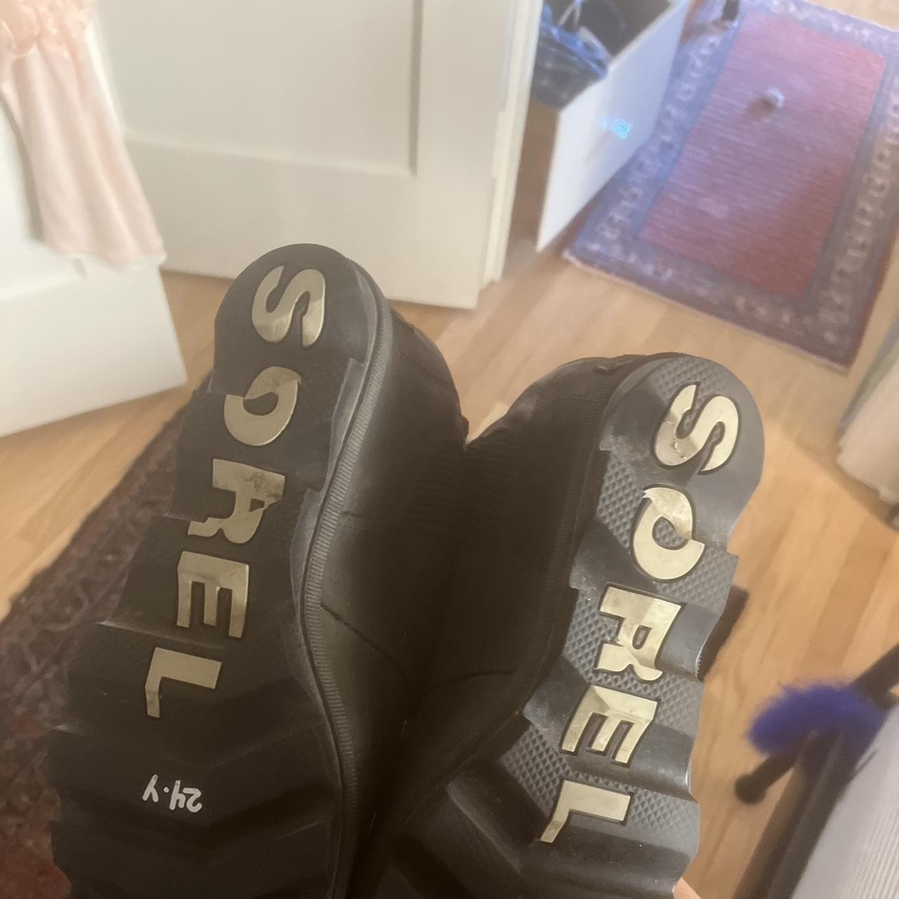 black sorel wedge boots