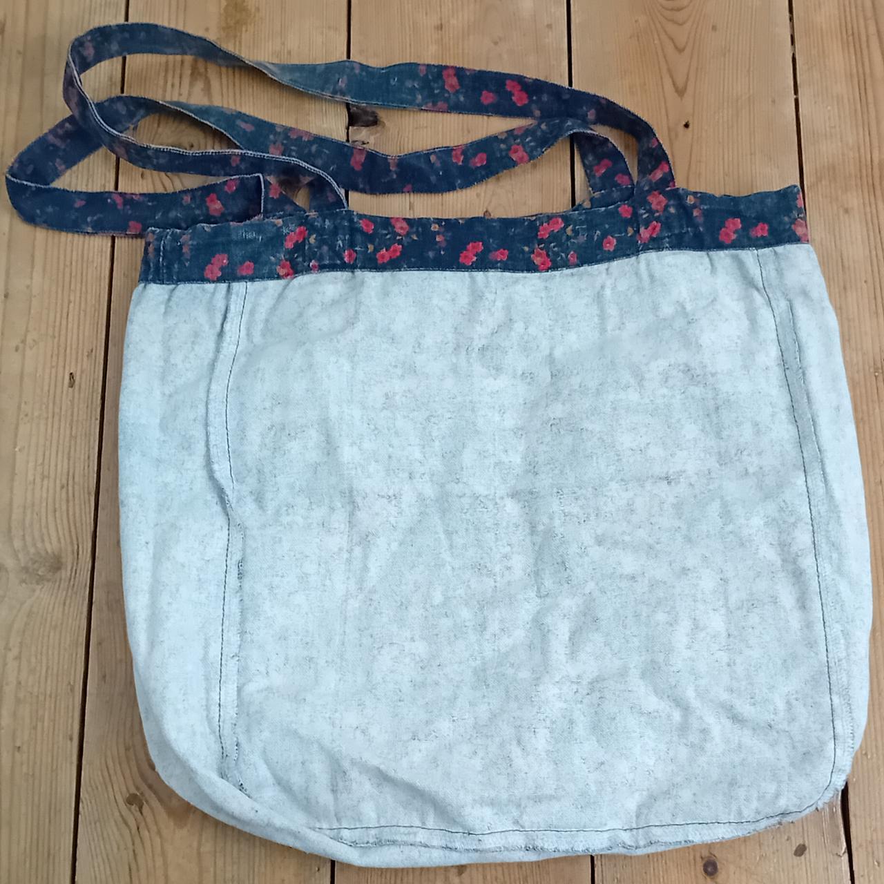 Jack Wills floral tote bag. Some discolouration on... Depop