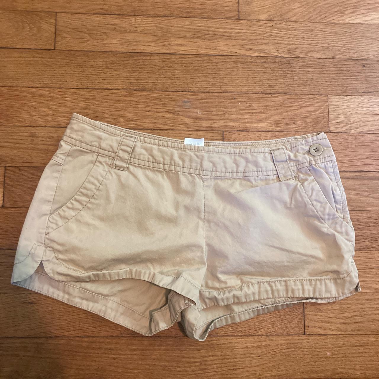 Y2K inspired cargo shorts from Old Navy. Has never... - Depop