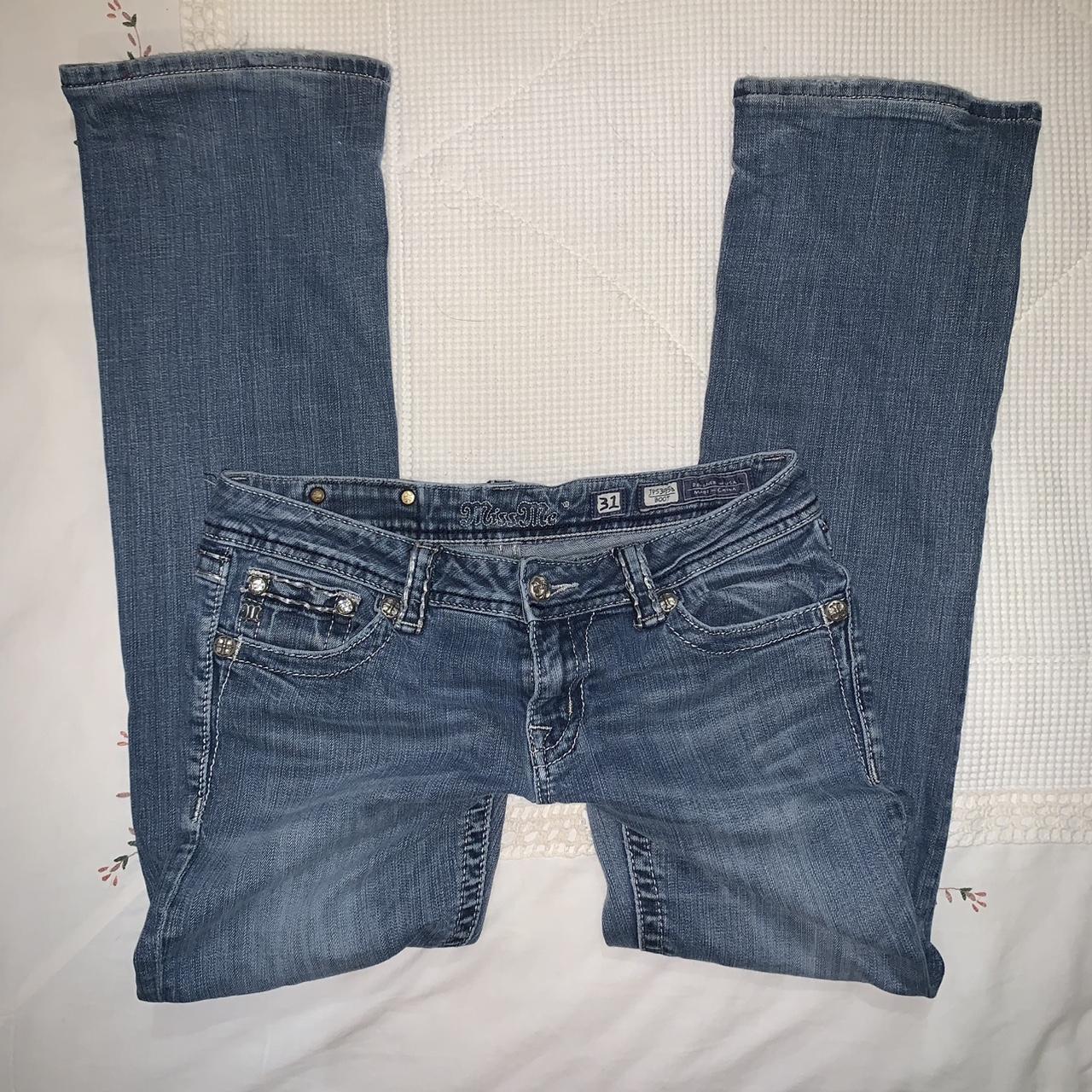 item listed by bellasthriftz