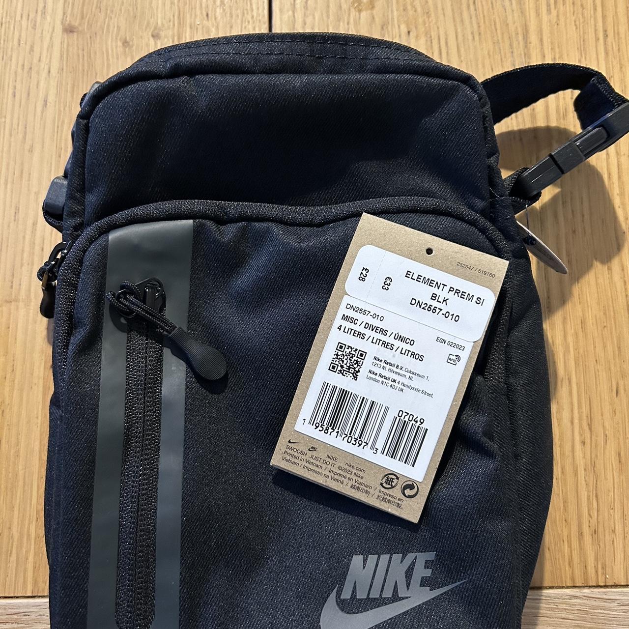 Nike misc divers bag best sale