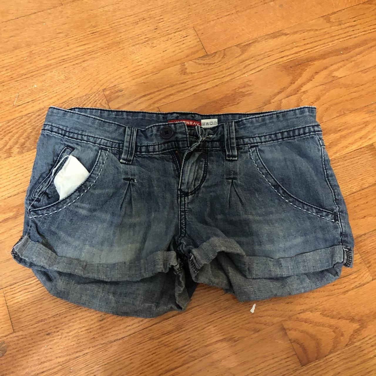 union bay shorts marked as a size 3 Depop