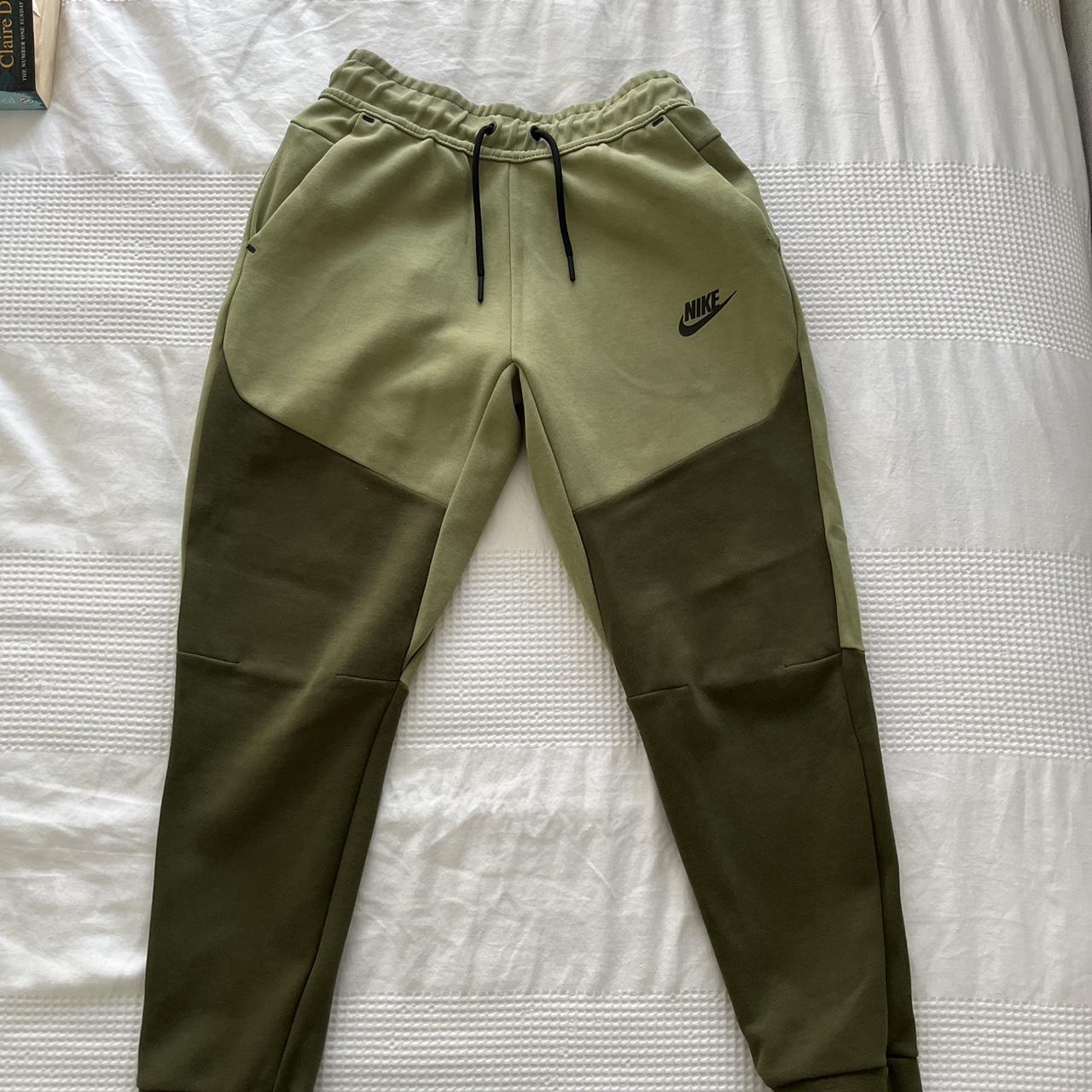 green nike tech fleece joggers