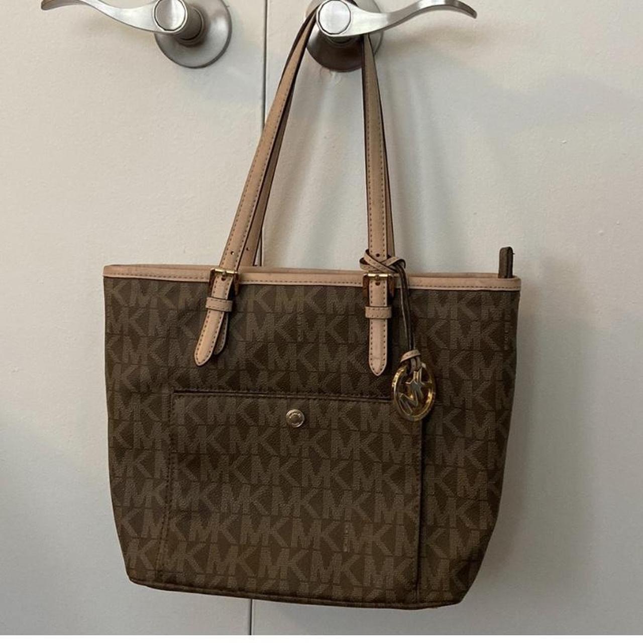 Michael Kors gently used tote bag This bag is... - Depop