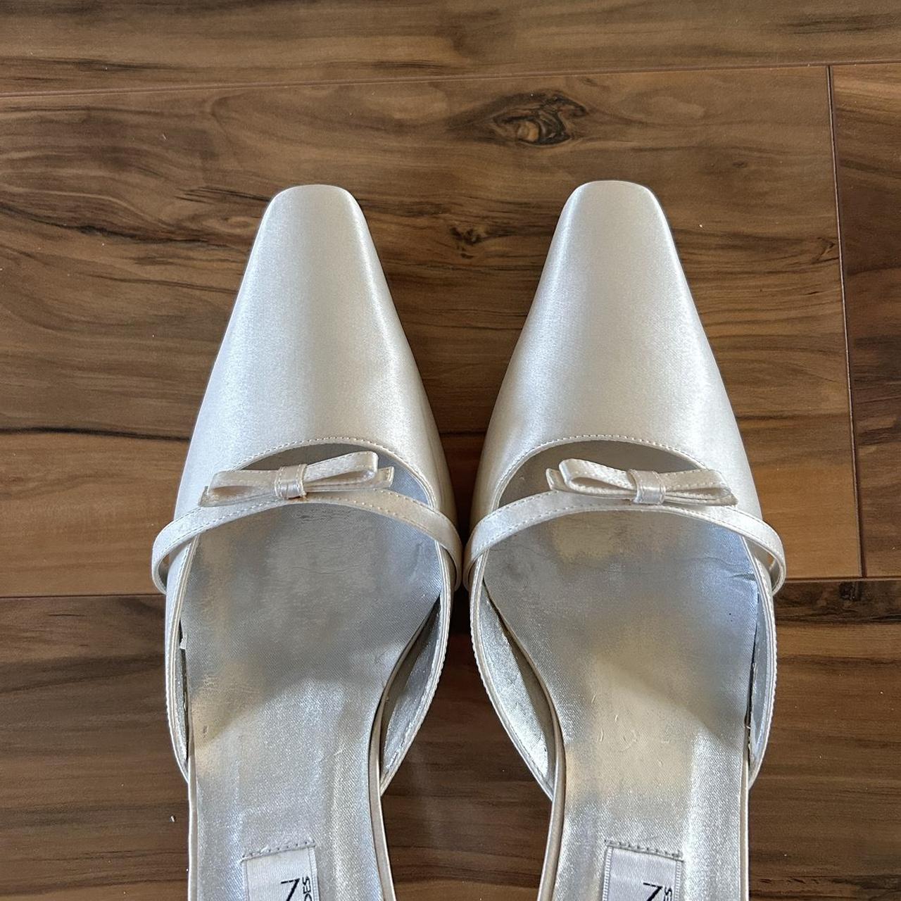 Pointed toe White satin kitten heels Bow detailing... - Depop