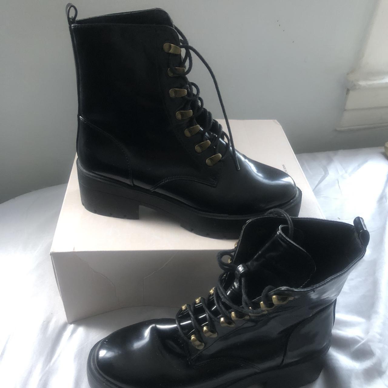 Forever 21 hotsell combat boots