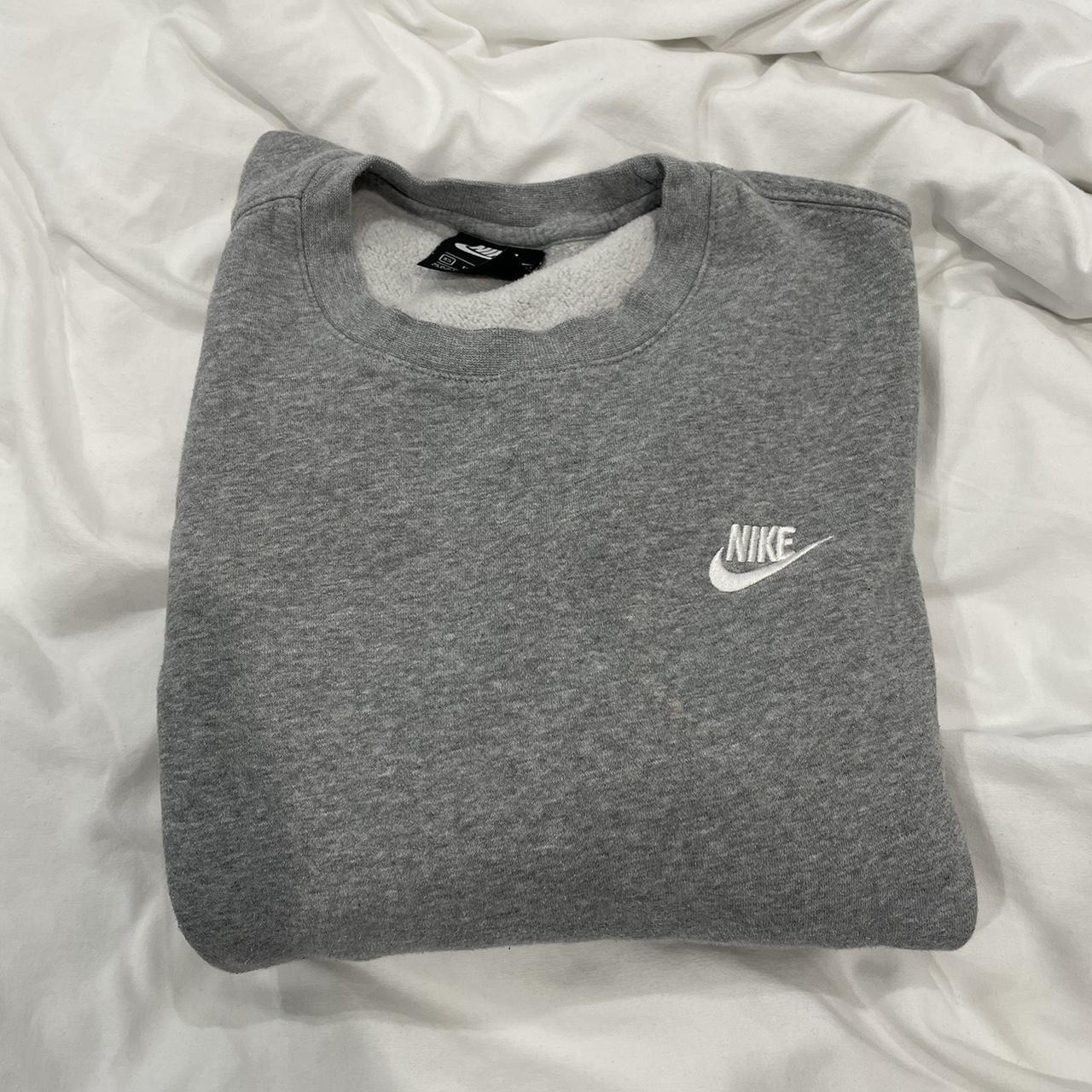 Depop nike online sweatshirt