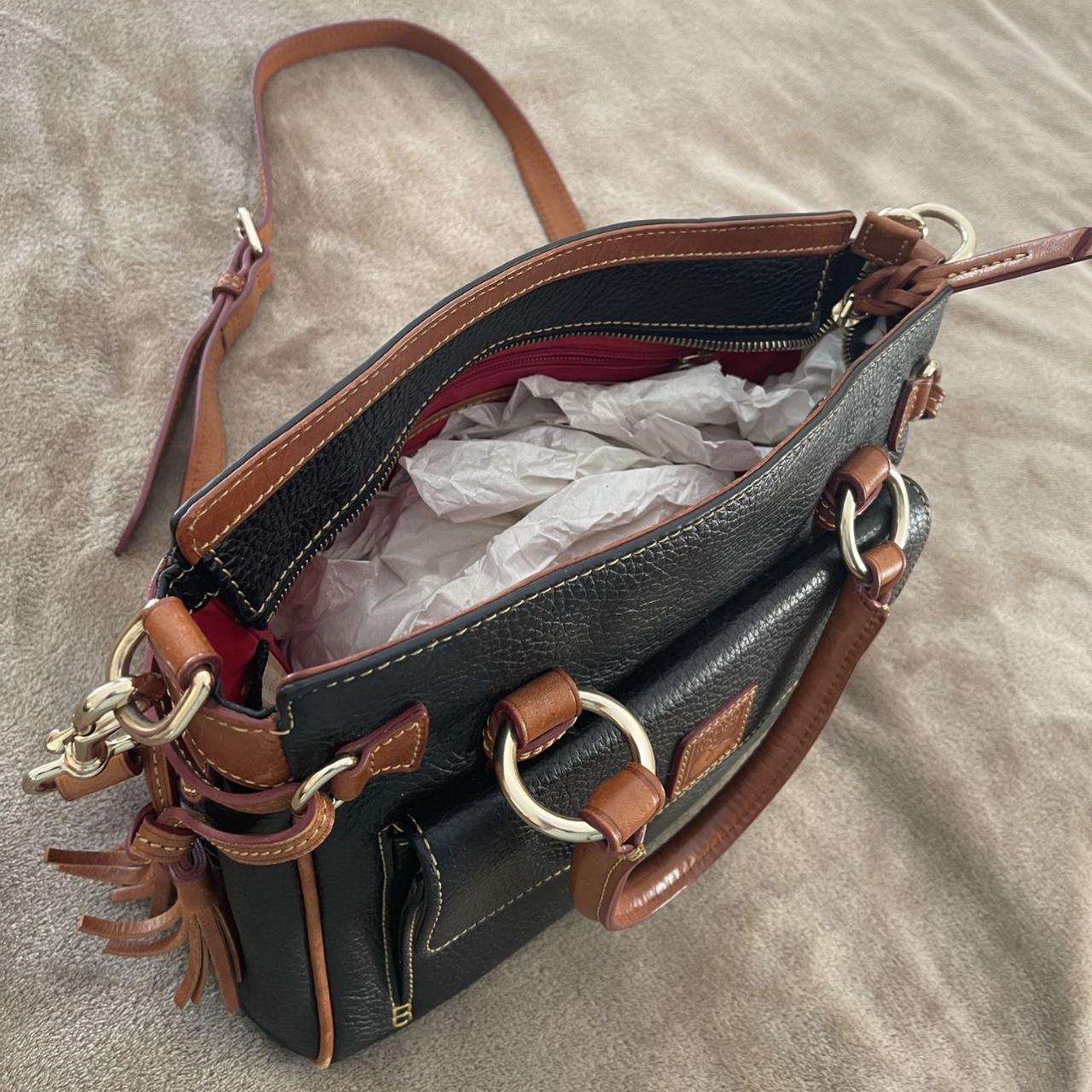 Dooney and bourke pocket on sale satchel