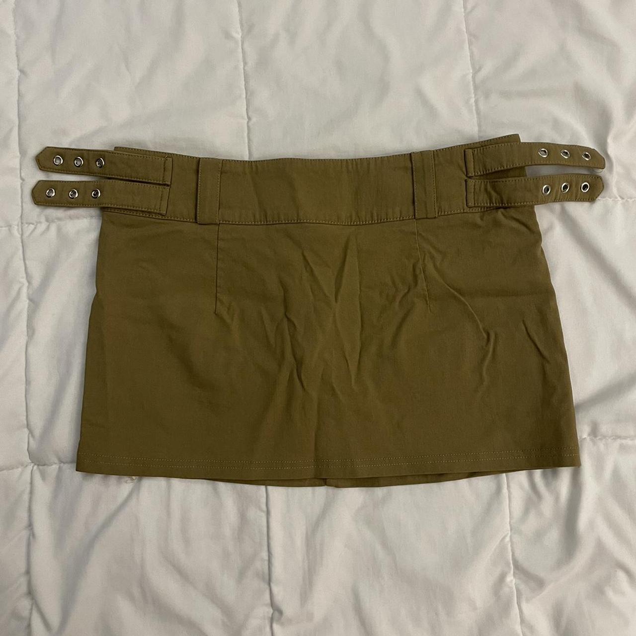 khaki cargo mini skirt #miniskirt #brandymelville - Depop