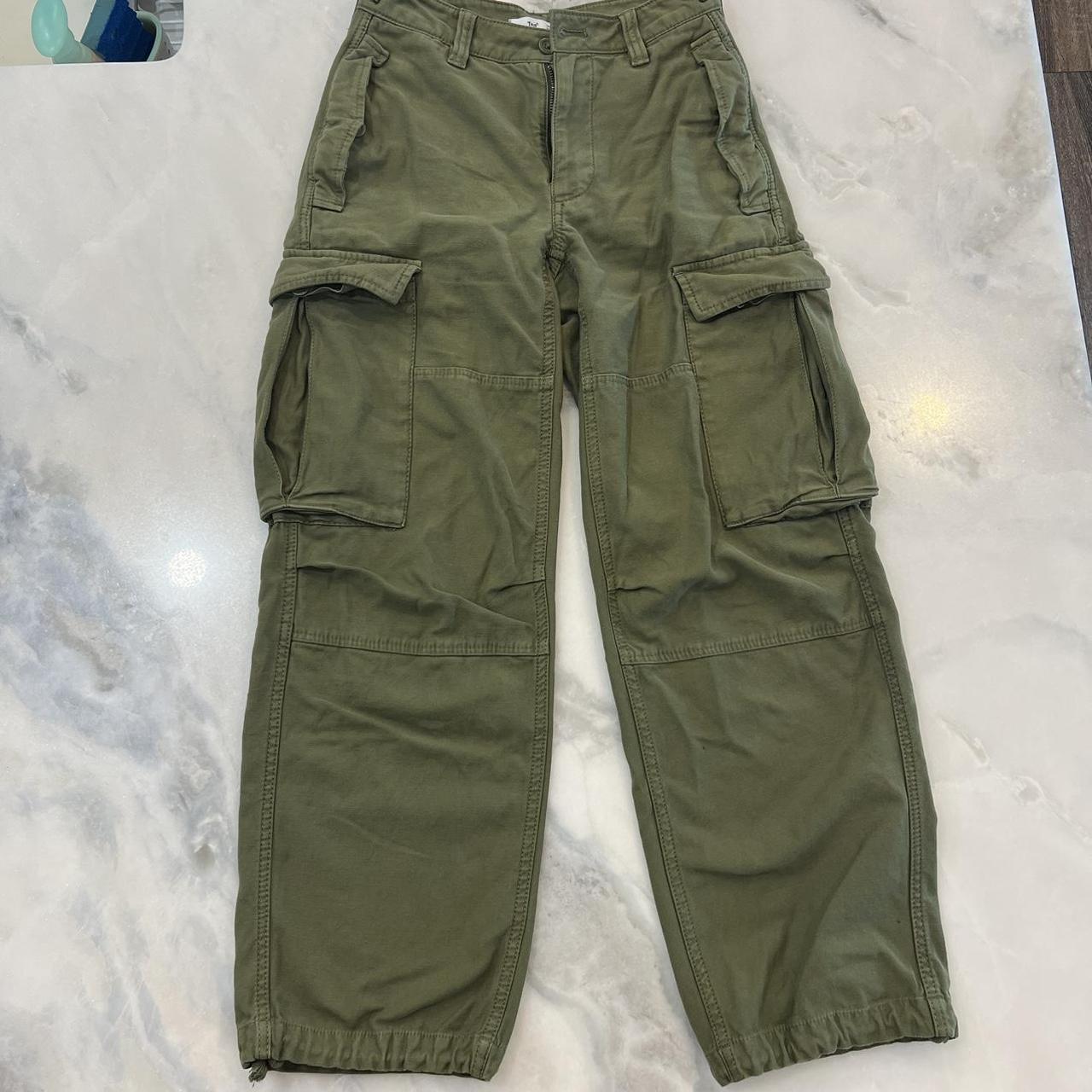 TNA (Aritzia) Cargos Size:00 shipping: packaged... - Depop