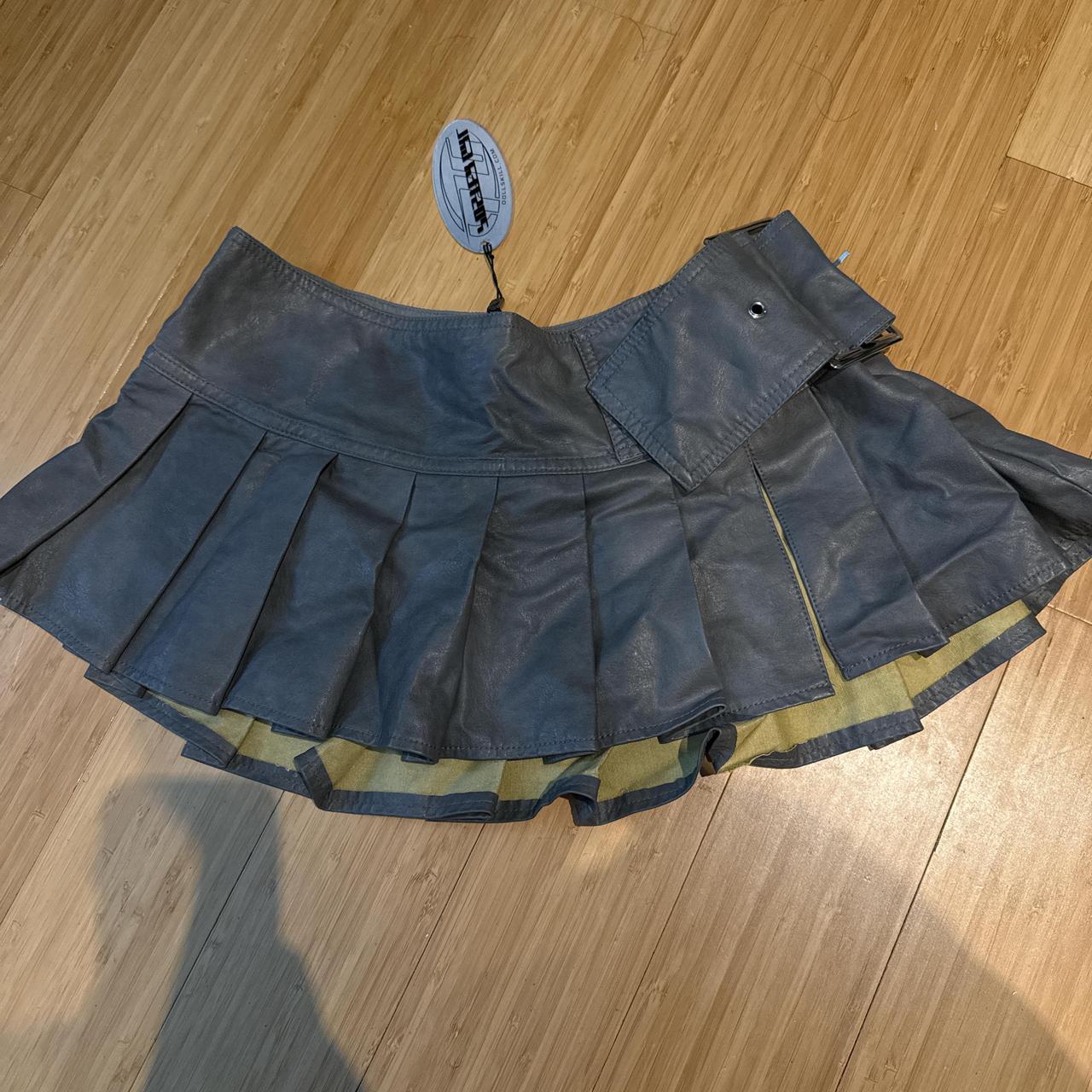 item listed by veratea