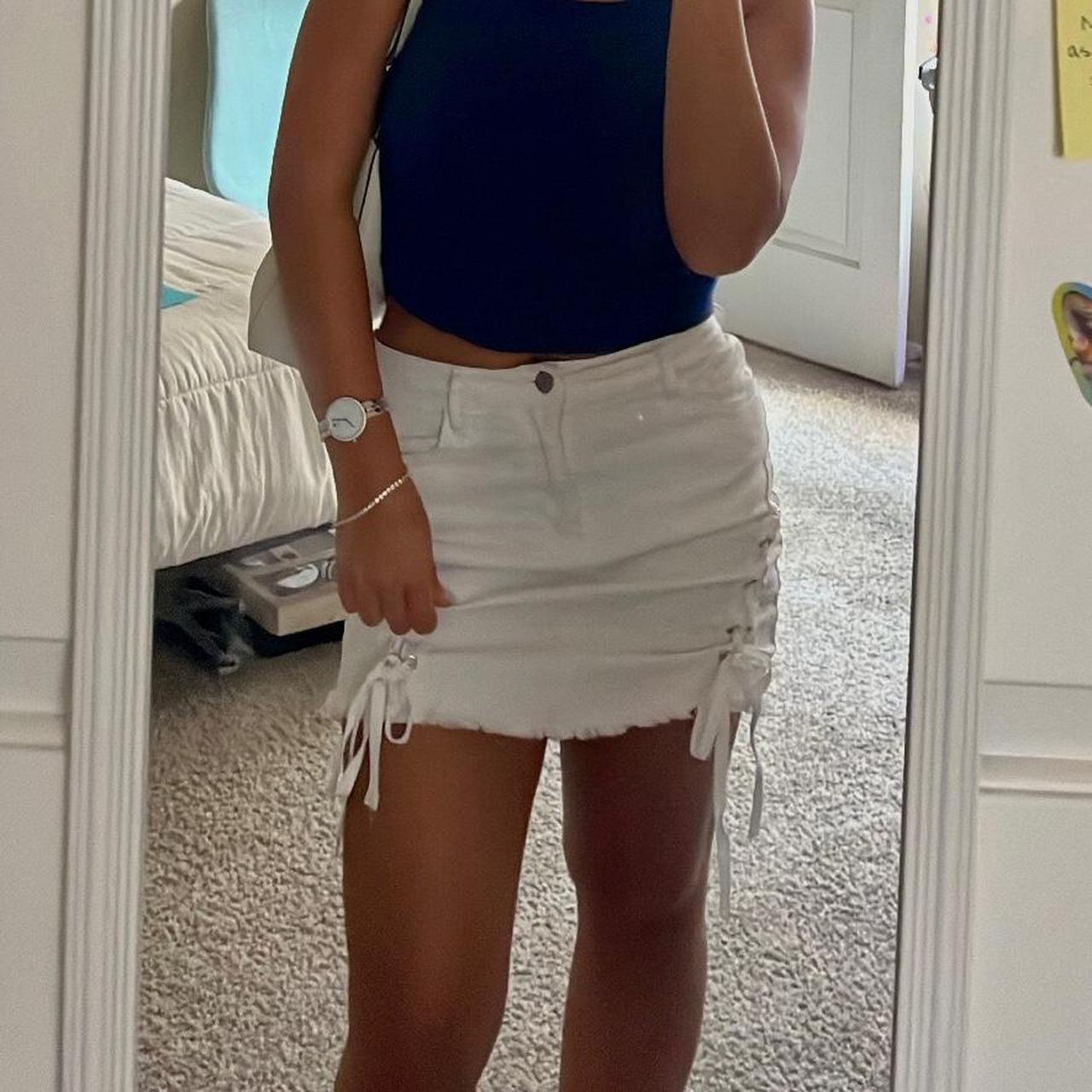 Guess Women's Skirt - White - S – White denim Gue… - image 1