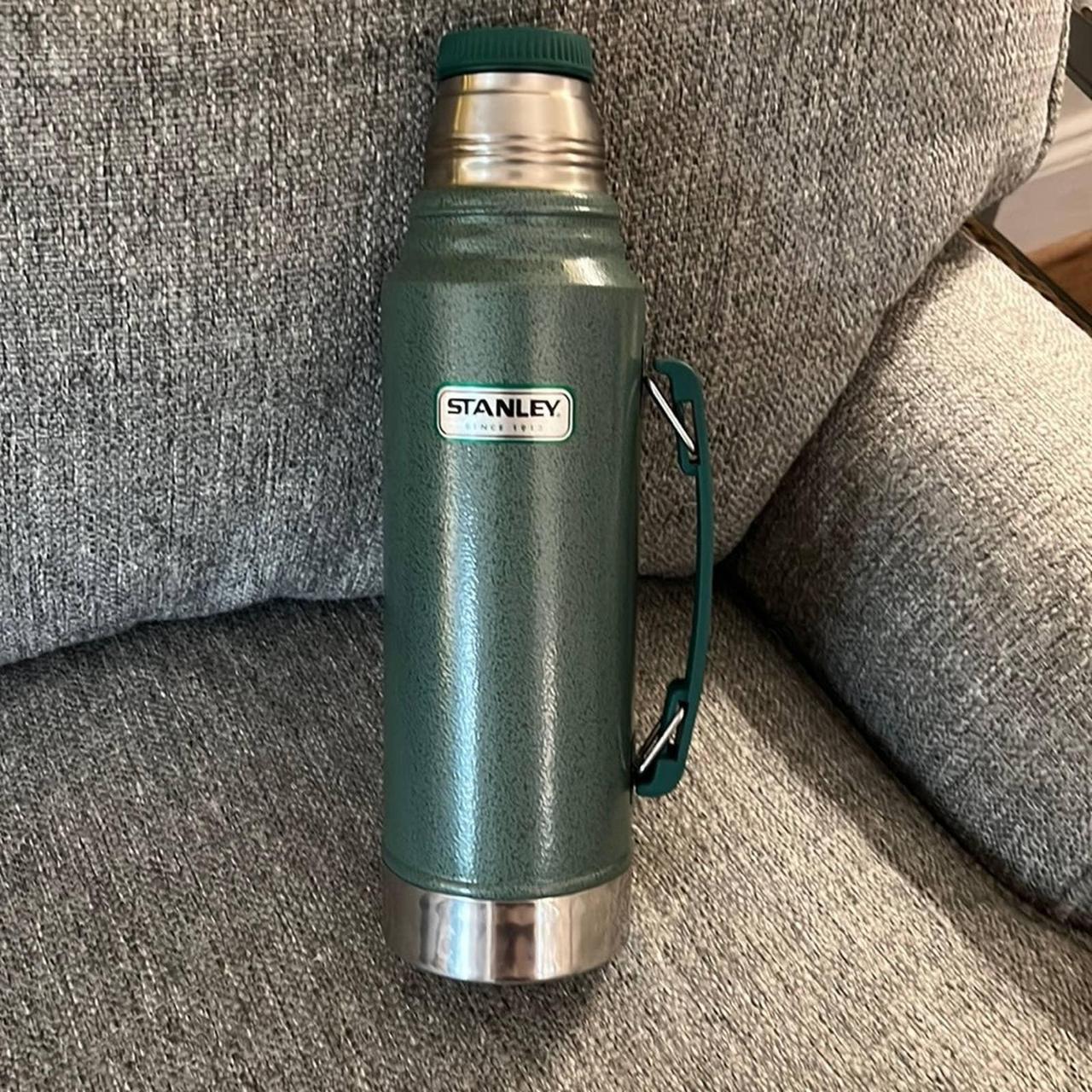 Stanley Classic Vacuum Thermos Bottle Coffee Green - Depop