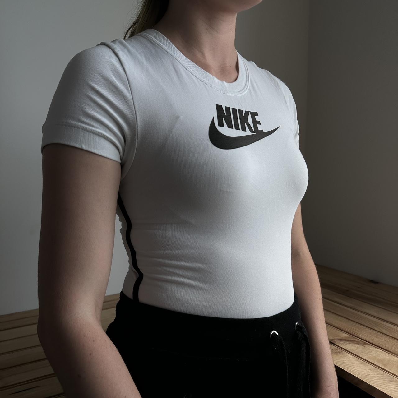 nike short sleeve bodysuit