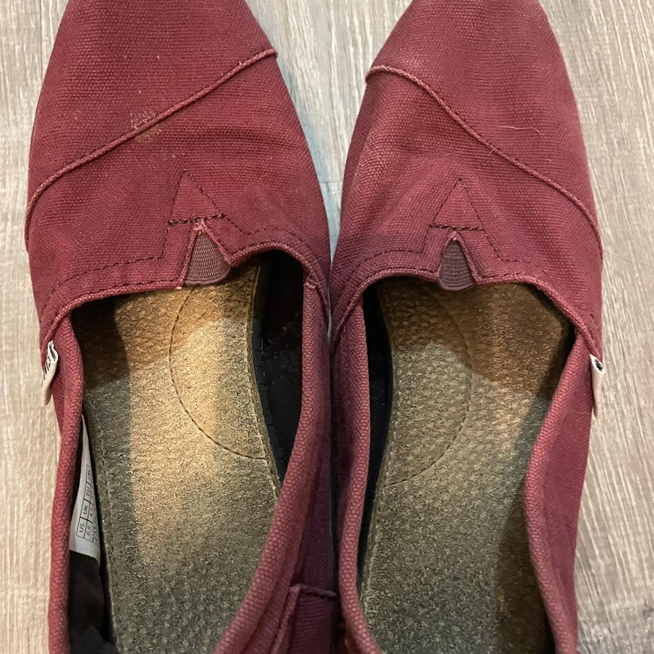 Burgundy hot sale toms shoes