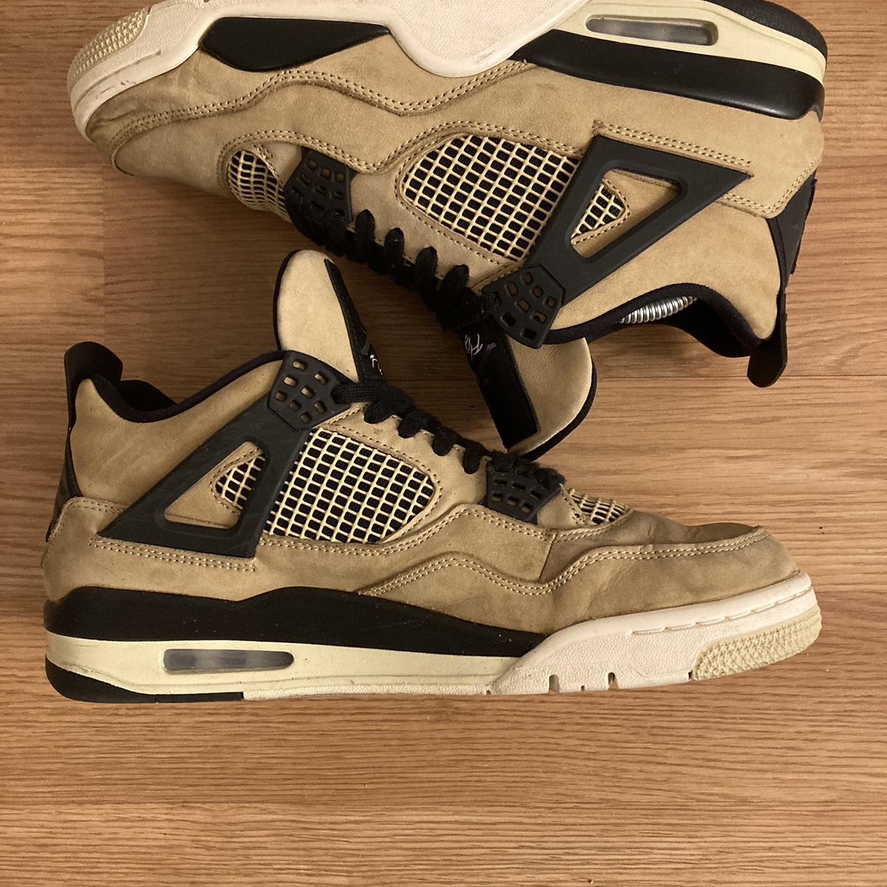 mushroom fossil jordan 4