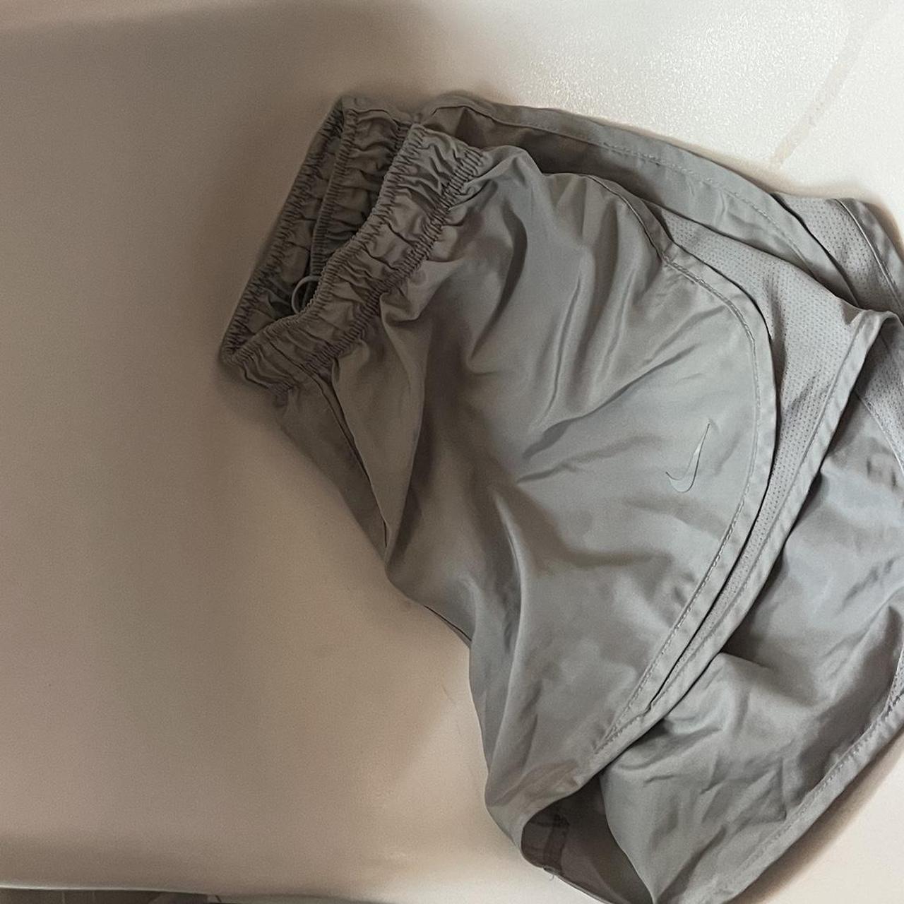 dark gray nike shorts