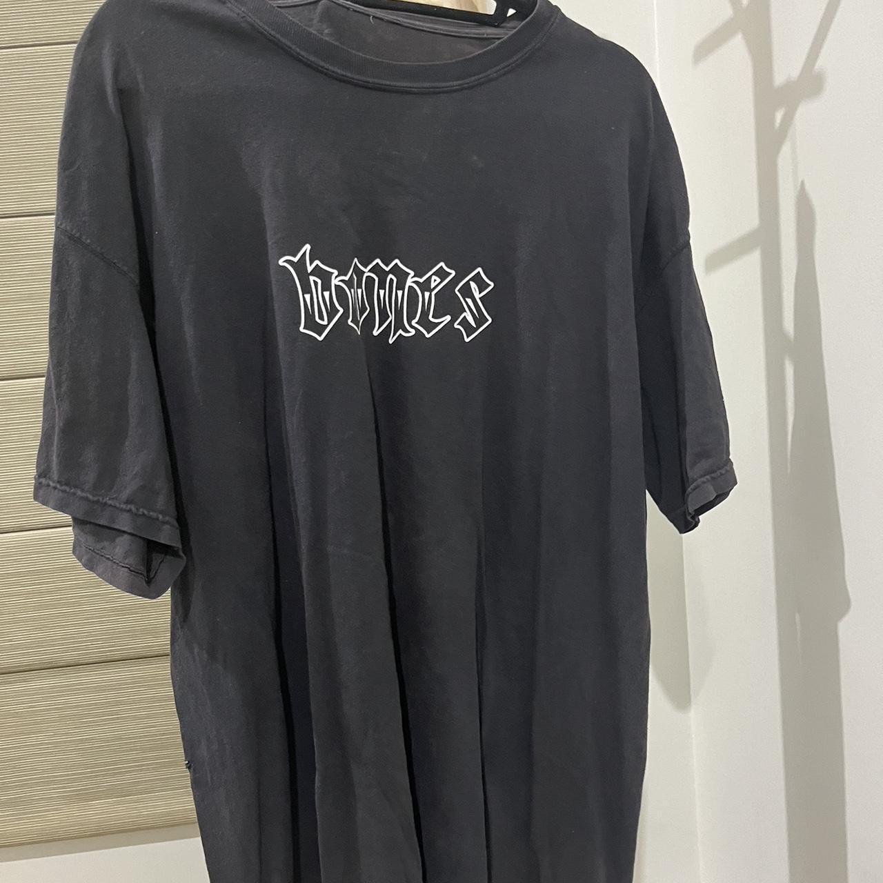 Bones shirt - Depop