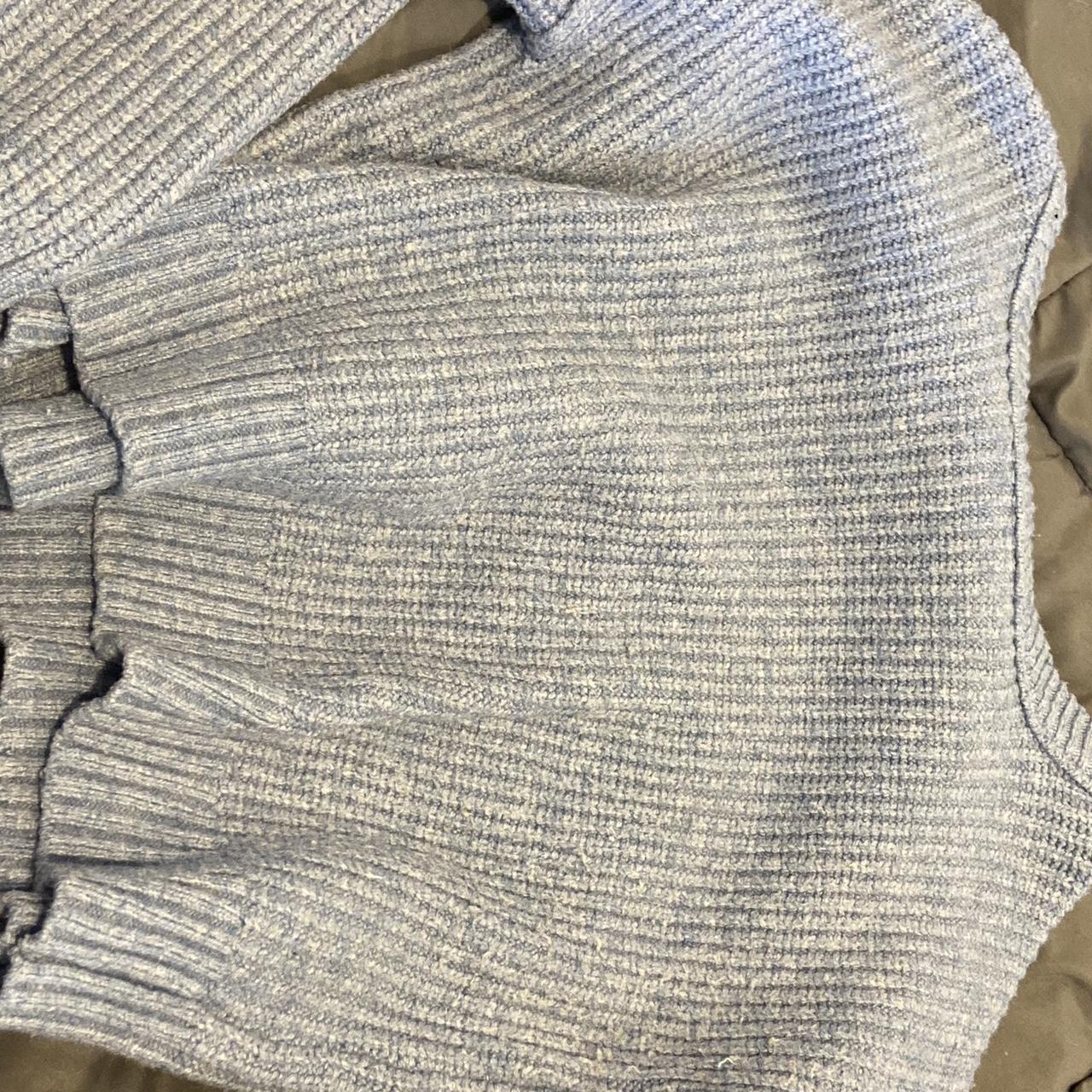 xs american eagle sweater light blue - Depop