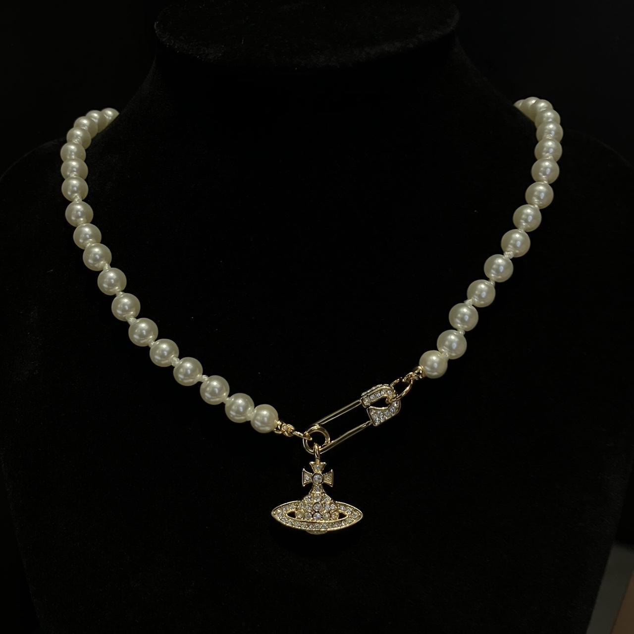 Vivienne Westwood Lucrece Pearl Necklace Comes with... - Depop