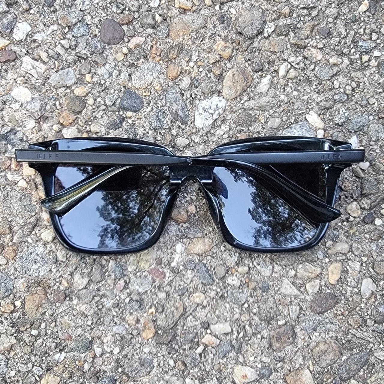 DIFF Women's Square Sunglasses - Black – Diff Eye… - image 4