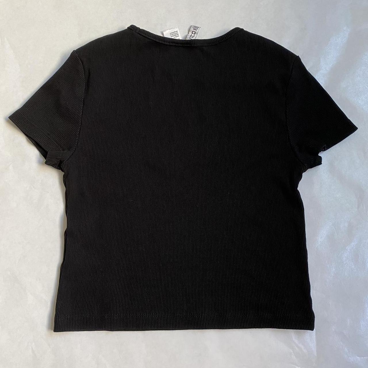 H&M, divided black ribbed crop top barely used Depop