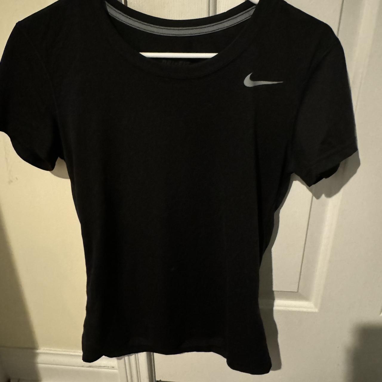 womens nike black shirt