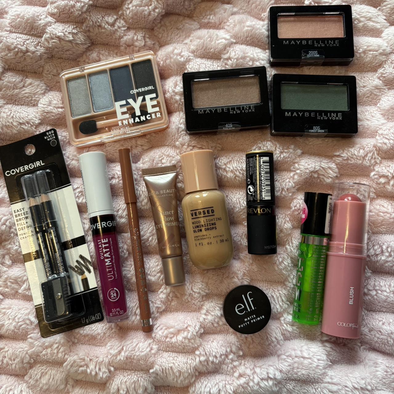 item listed by samantha_2023