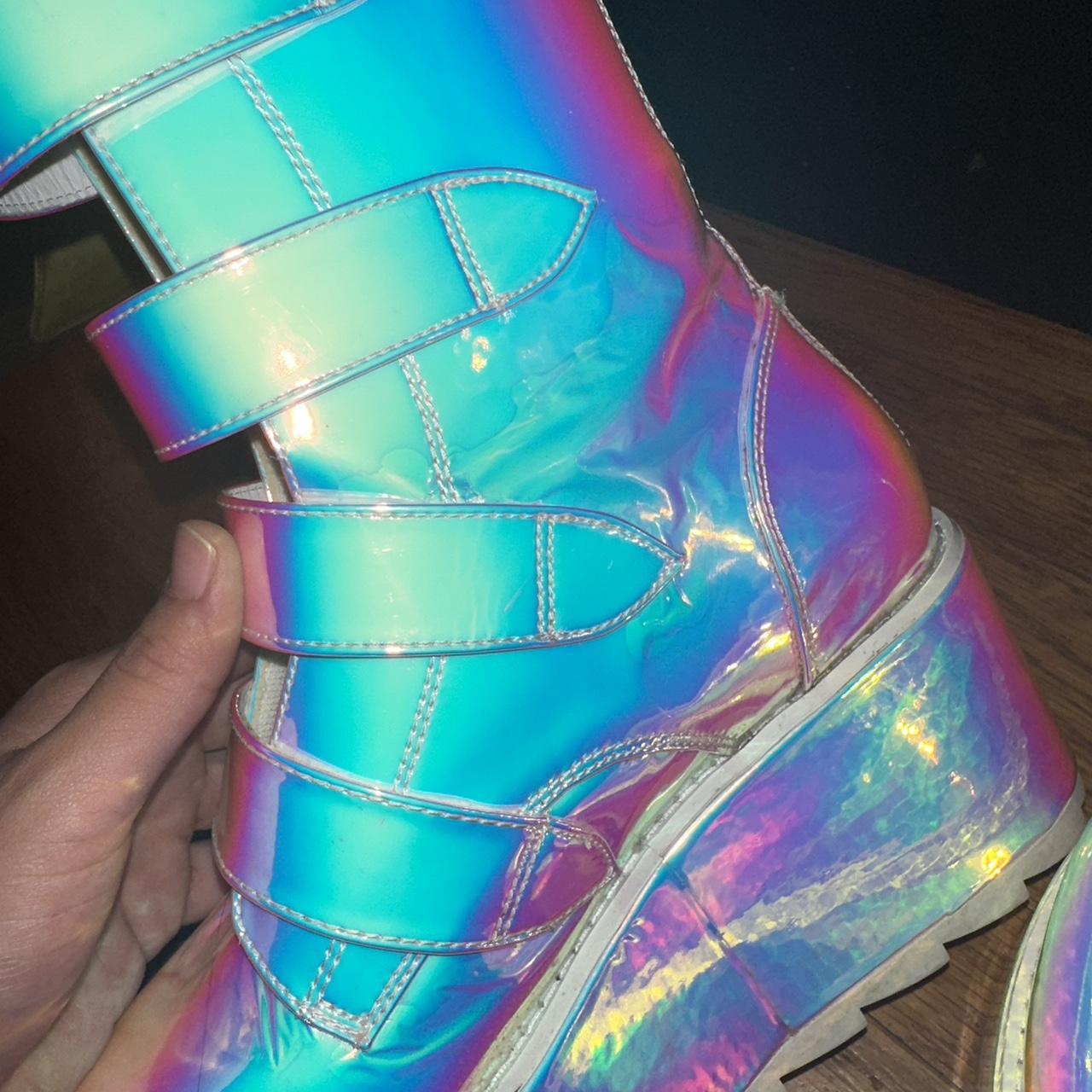 yru white platforms