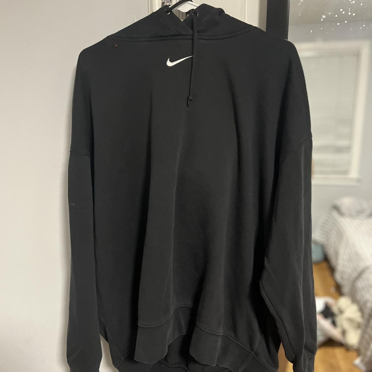 cream middle swoosh hoodie