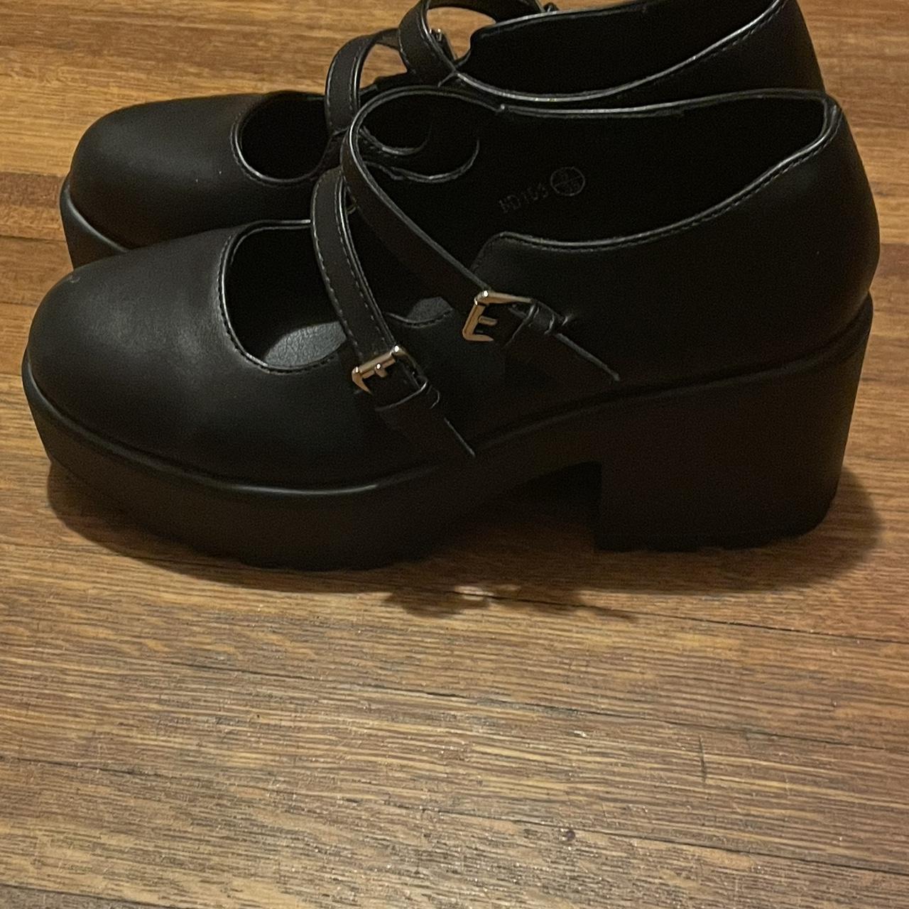 lightweight mary jane shoes
