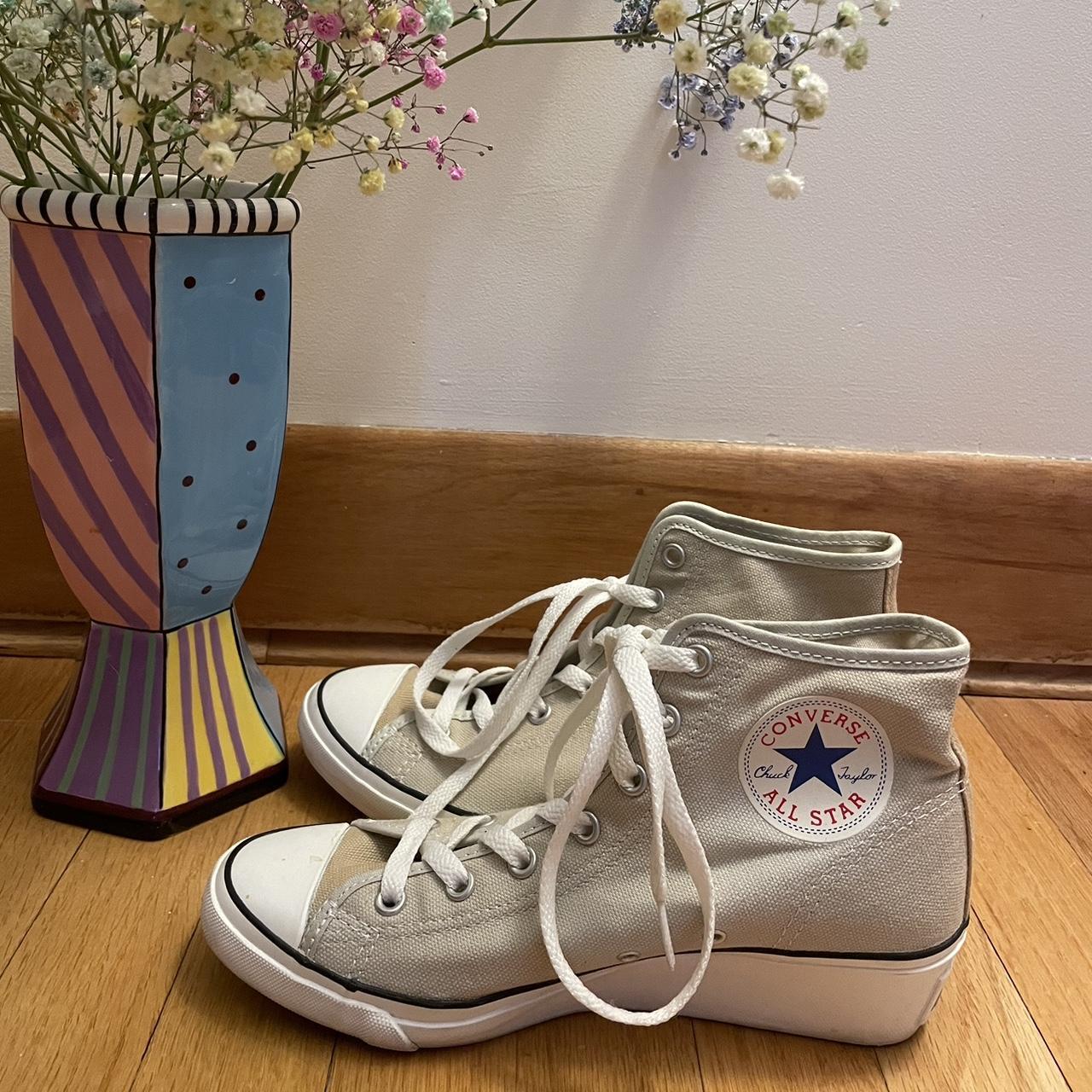 Tan converse hot sale high tops