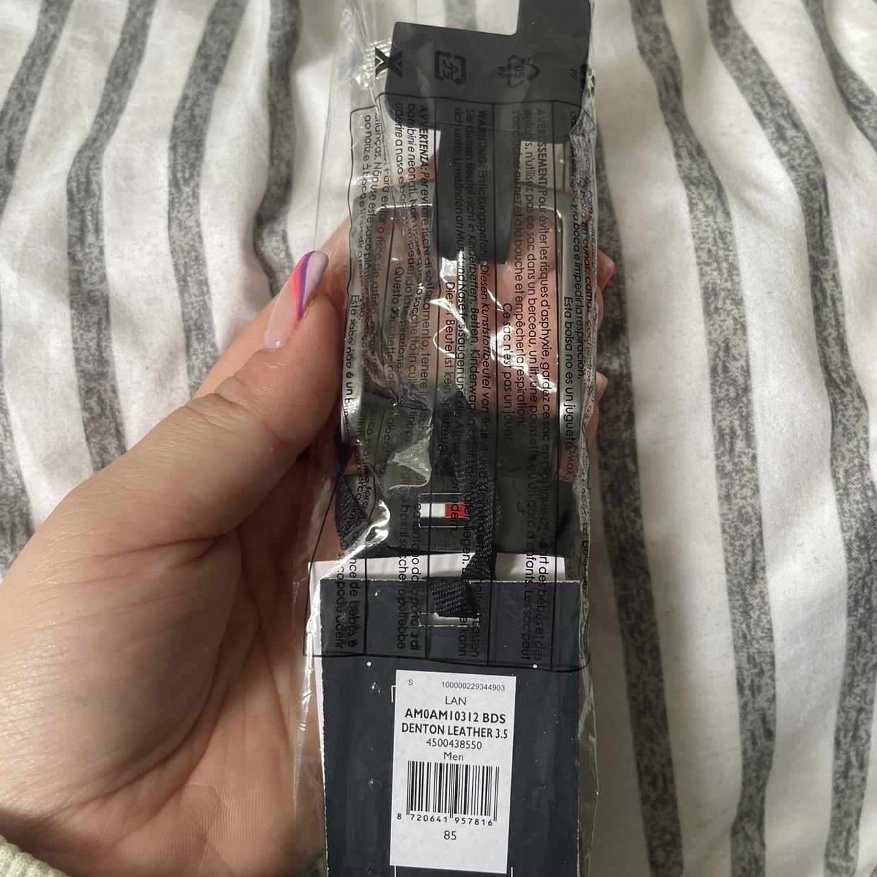 tommy hilfiger buckle