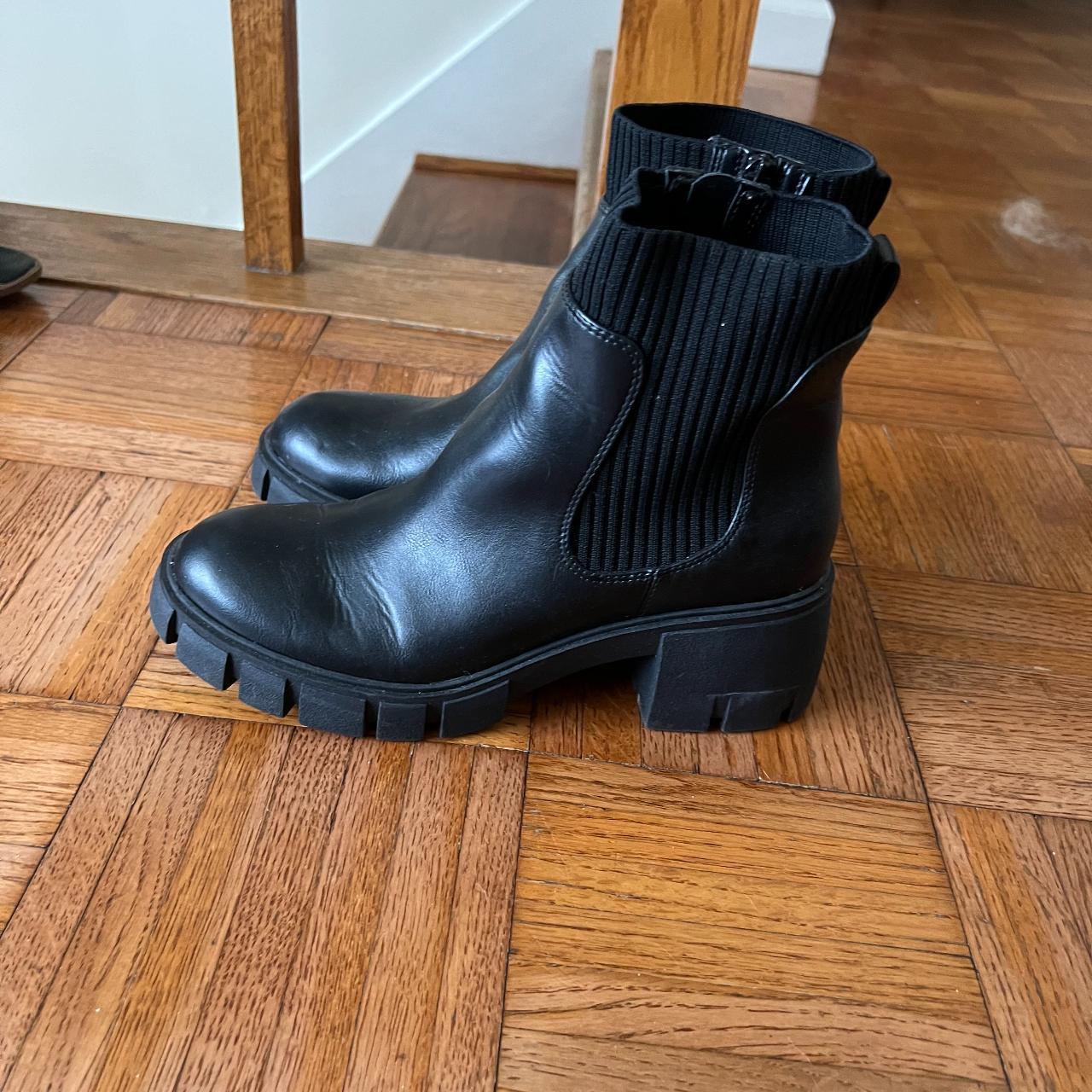 Sock style heeled ankle 2025 boots with lug soles