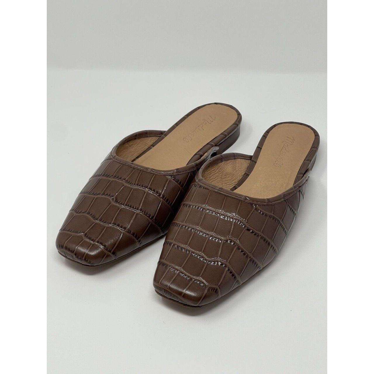 Croc hot sale embossed mules