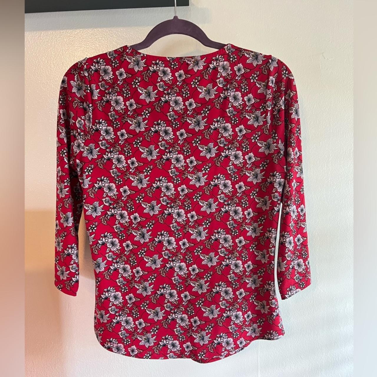 Liz Claiborne Career Petite Red Floral 3/4 Sleeve... - Depop