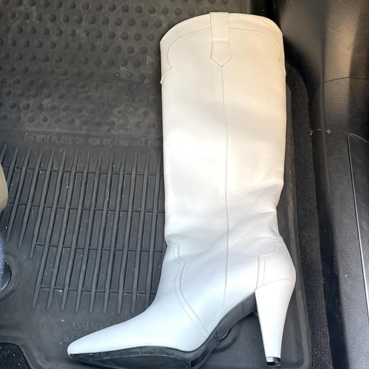 Anine Bing white calypso cowboy boots size 38 Anine Depop