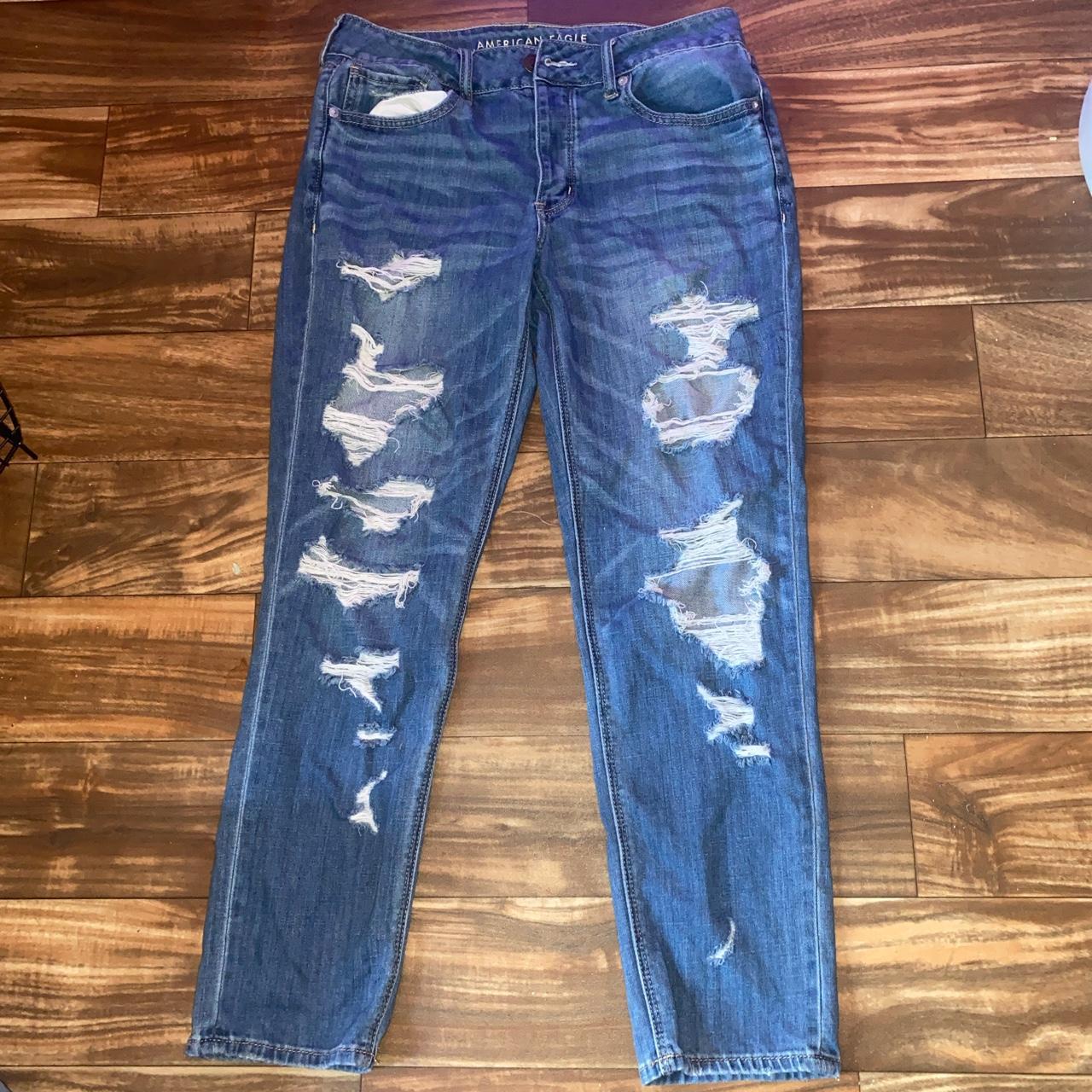 American eagle tomgirl jeans - Depop